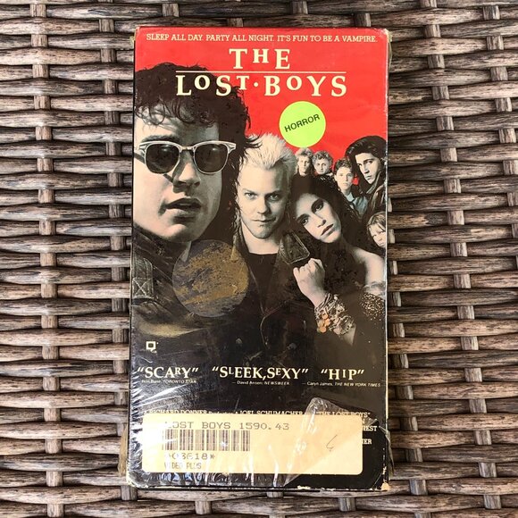 The Lost Boys 1991 Green Stripe VHS Horror - Picture 1 of 6
